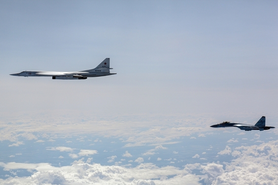 Tu-160 ja Su-35