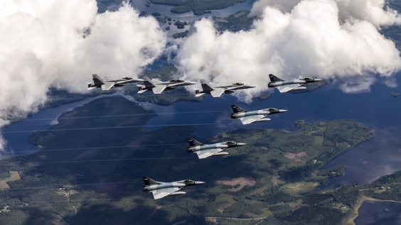 Finnish F/A-18s and French Mirage 2000-5F fighters.