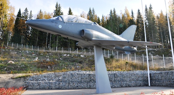 Ilmavoimien esikunnan Hawk-muistomerkki.