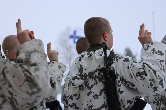 Karjalan lennoston saapumiserän 1/26 sotilasvala- ja -vakuutustilaisuus