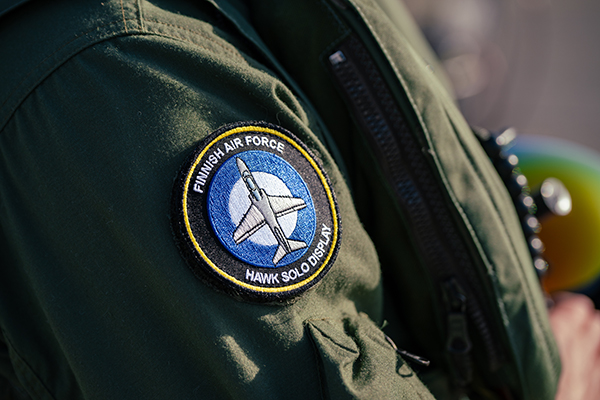 Hawk-soolo-kangasmerkki.